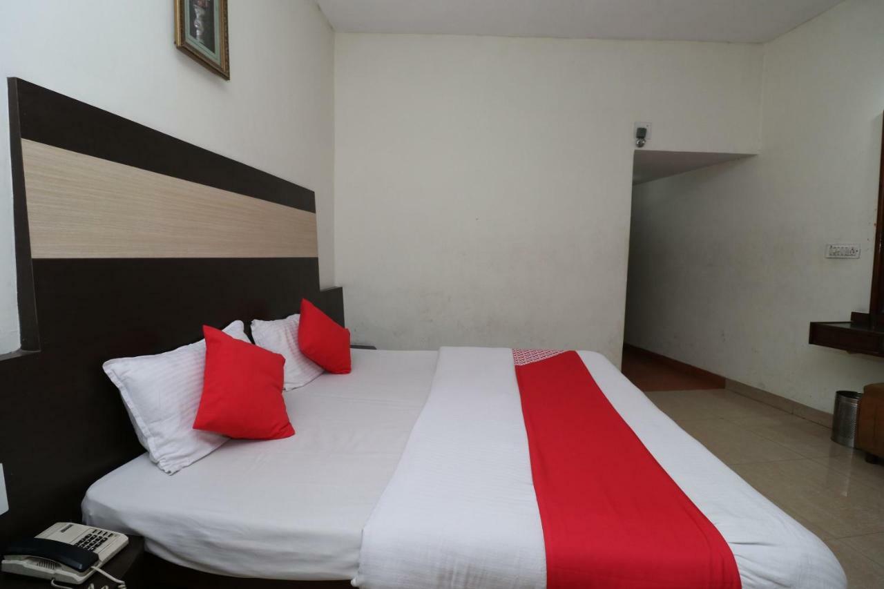 Oyo 38036 Hotel Basera Katra  Ngoại thất bức ảnh