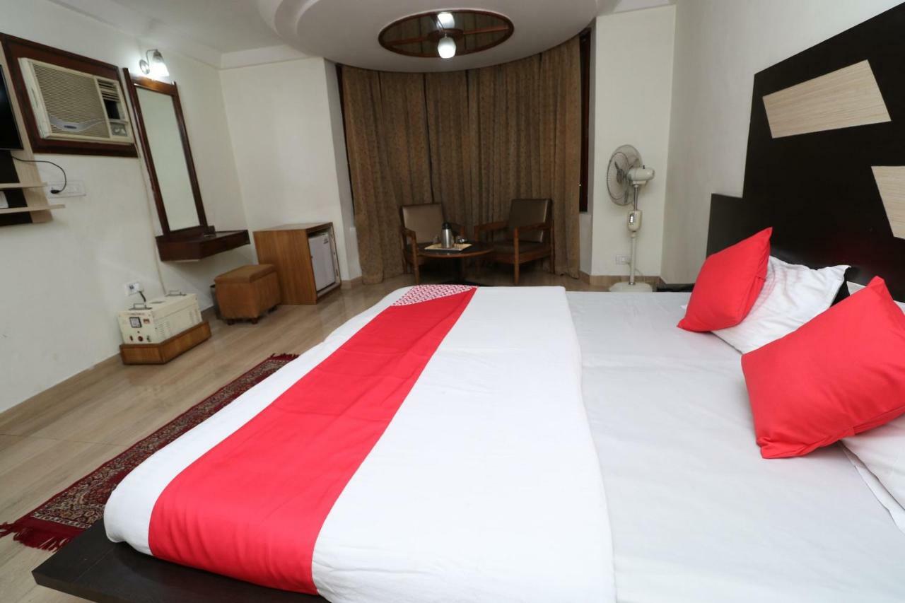 Oyo 38036 Hotel Basera Katra  Ngoại thất bức ảnh