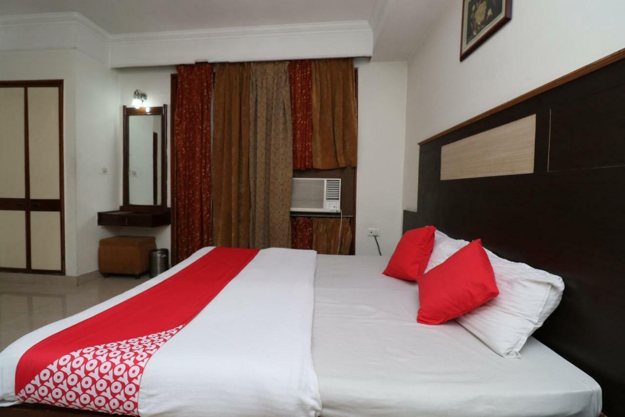 Oyo 38036 Hotel Basera Katra  Ngoại thất bức ảnh