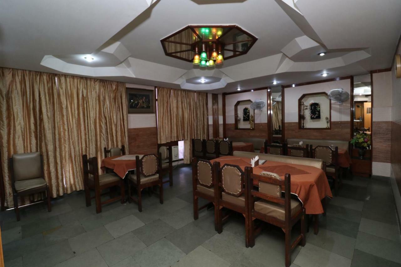 Oyo 38036 Hotel Basera Katra  Ngoại thất bức ảnh