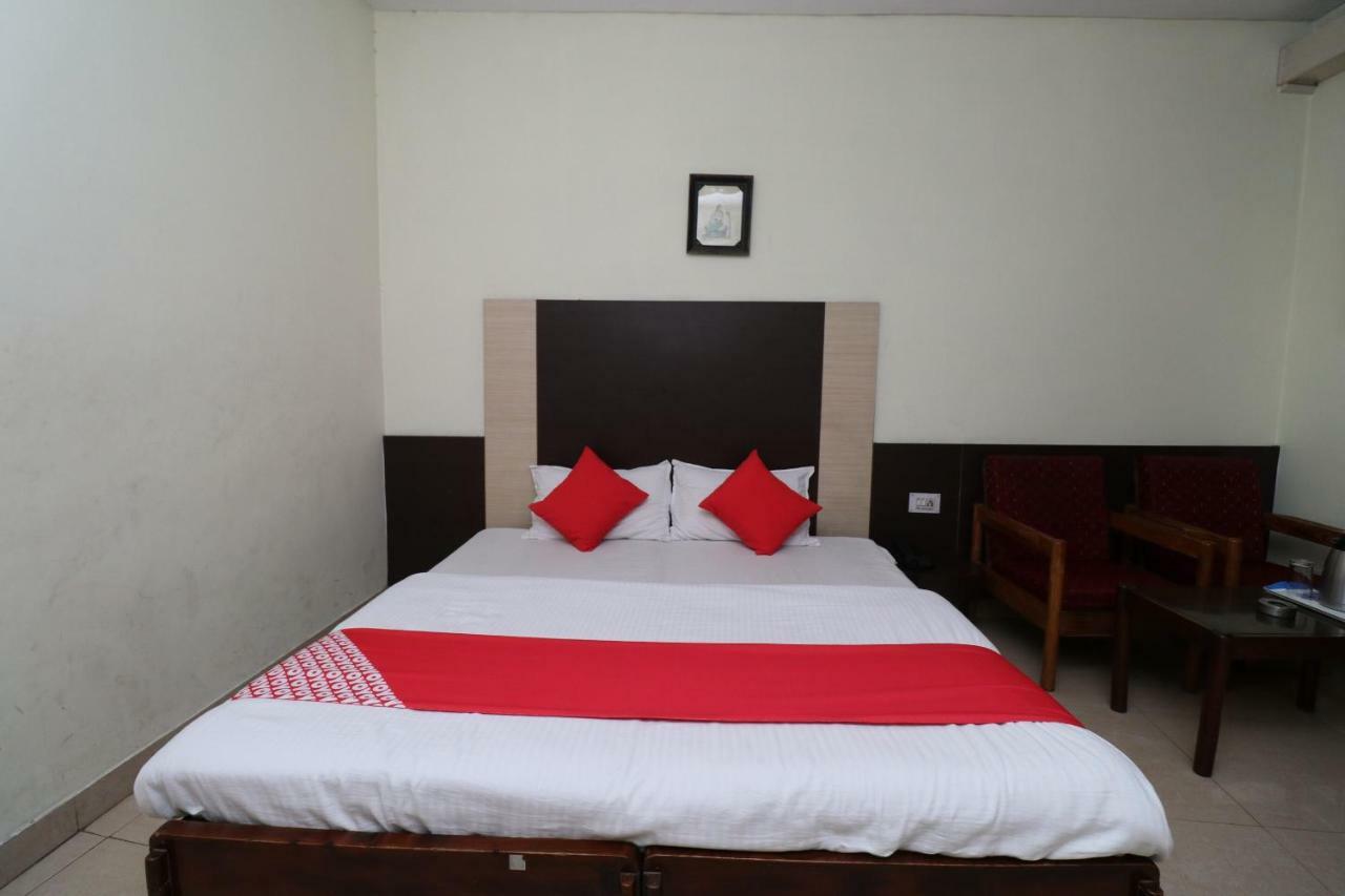 Oyo 38036 Hotel Basera Katra  Ngoại thất bức ảnh